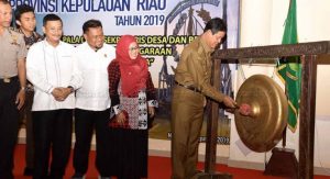 Read more about the article Plt. Gubernur Kepri Buka Rapat Kerja Pemerintah Desa di Kabupaten Natuna